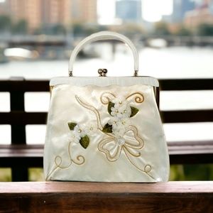 Vintage 1950s Mid Century Pearl Lucite Satin Inlaid Floral Handbag